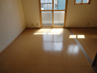 オーク上富野 リビング