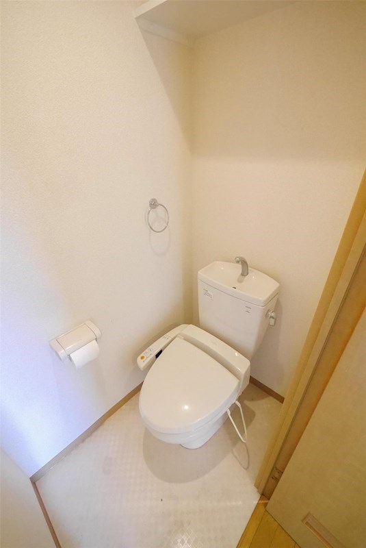 ニューシティアパートメンツ南小倉Ⅱ トイレ