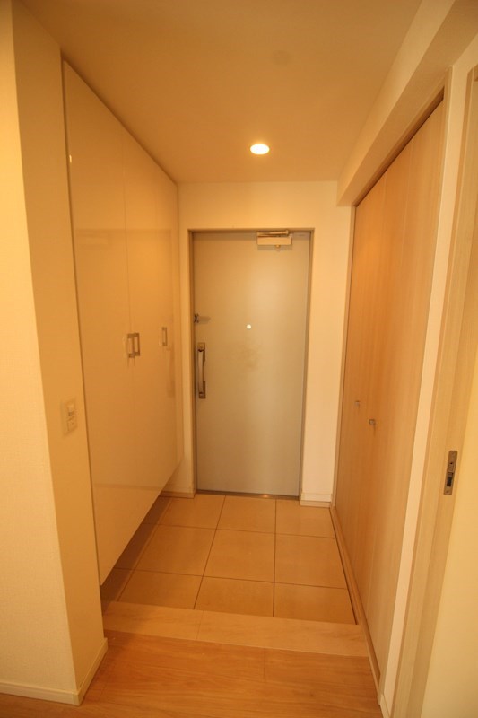小倉D.C.TOWER  玄関