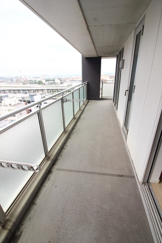 小倉D.C.TOWER  ベランダ