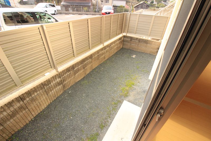 シャーメゾン谷町 A棟    ベランダ