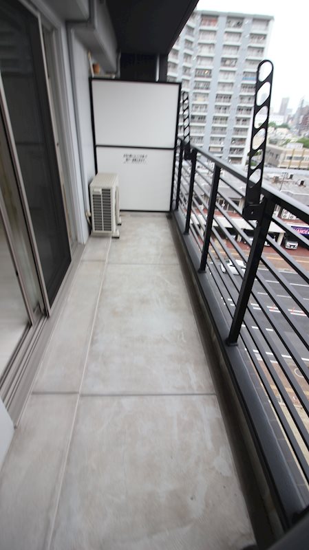 ＧＡＬＡ　ＰＬＡＴＩＮＵＭ　ＣＯＵＲＴ ベランダ