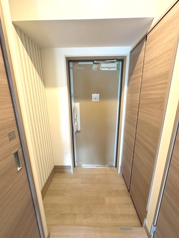 若富士マンション 玄関