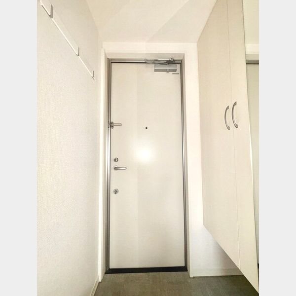 ソレイユ小倉東  玄関