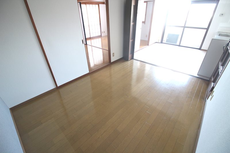 シャルム田町 リビング