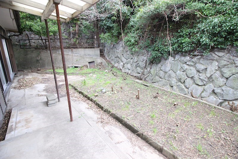 湯川貸一軒家 ベランダ