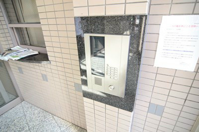 オールセインツ    セキュリティ