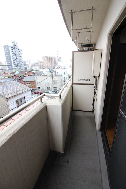馬借タカヤコーポレーション ベランダ