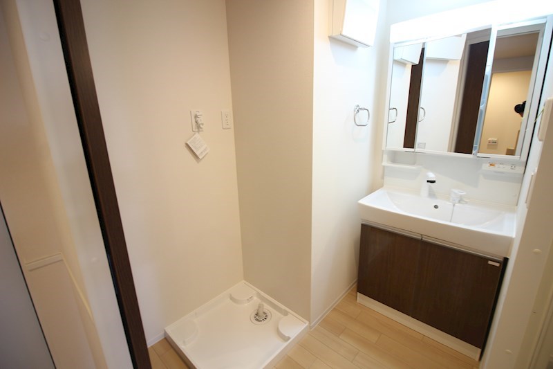 SHIZUKA　BLDG 洗面所