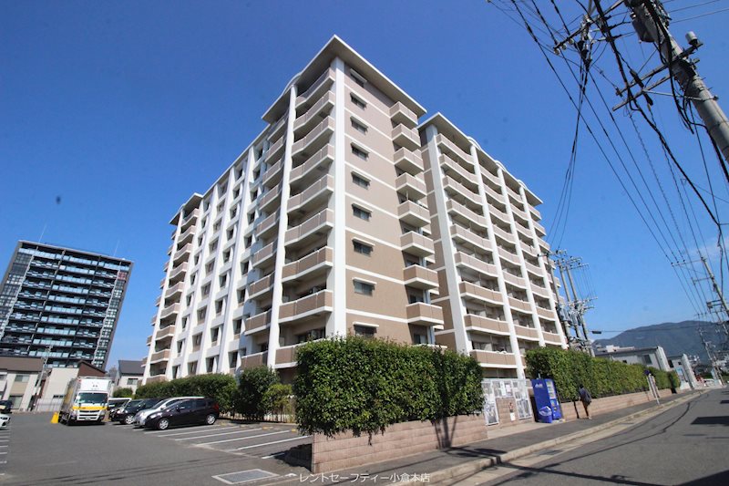 ニューシティアパートメンツ南小倉Ⅱ 外観