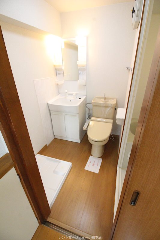 片野タカヤコーポレーション 洗面所