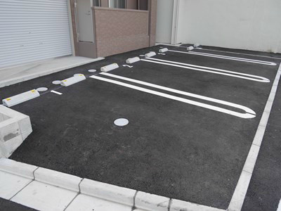 シェーナ下到津  駐車場