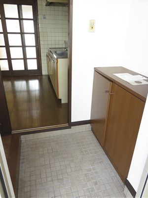 パレス小倉 玄関