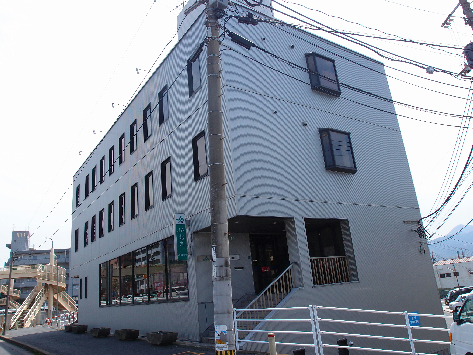 ニューガイアソラーレ安部山公園    銀行