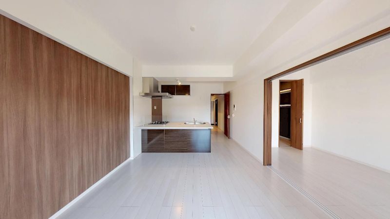 THE SQUARE・Platinum Residence リビング