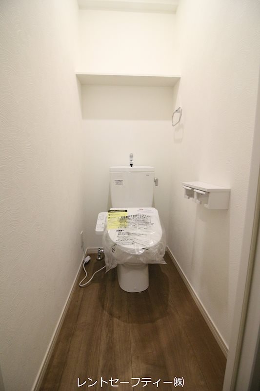 MID　TERRACE   トイレ