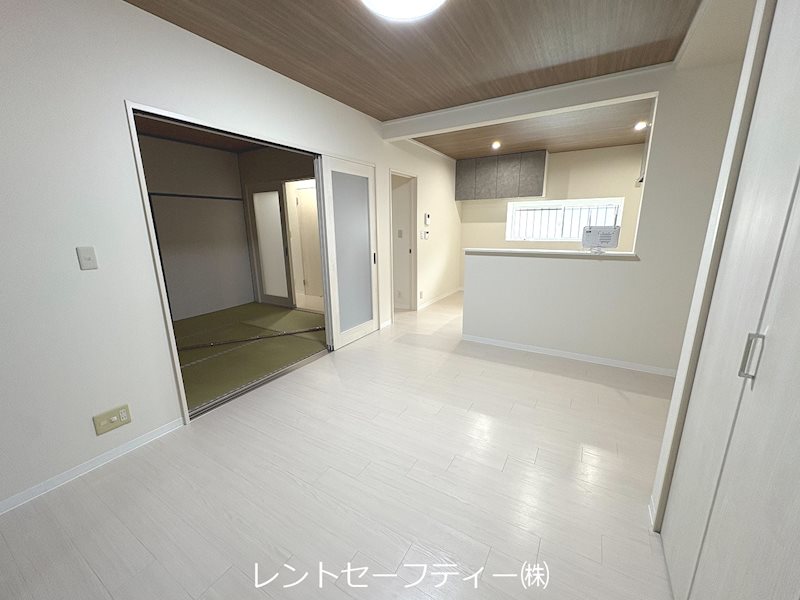 力丸町戸建  リビング