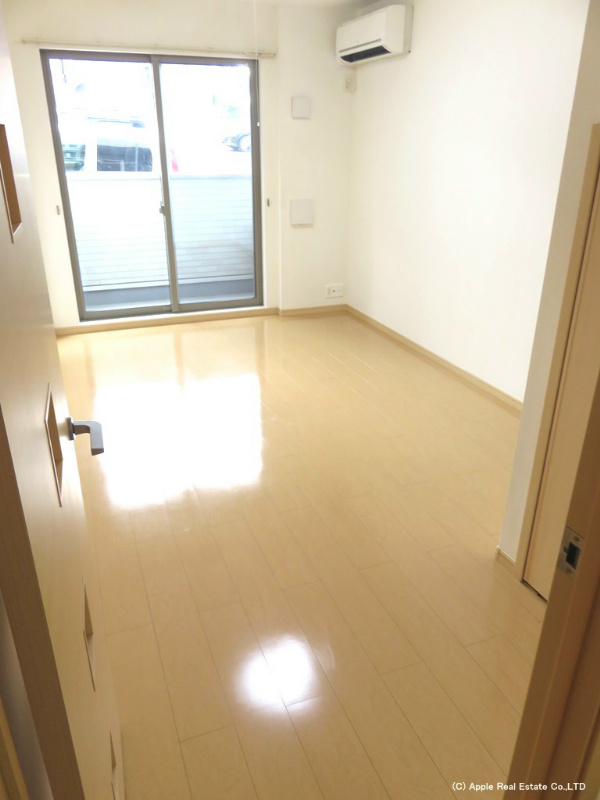 オーブアビタシオン Ⅱ番館  リビング