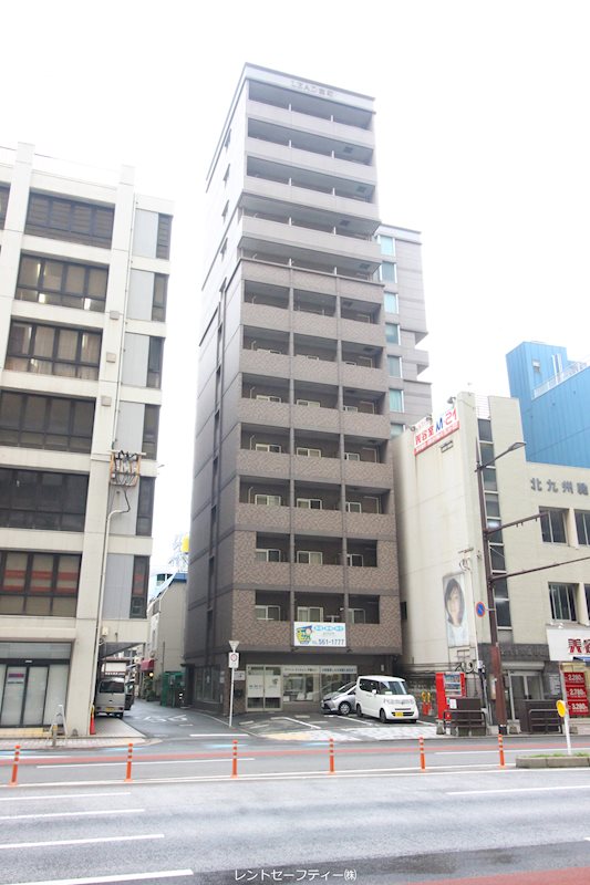 リード室町 外観