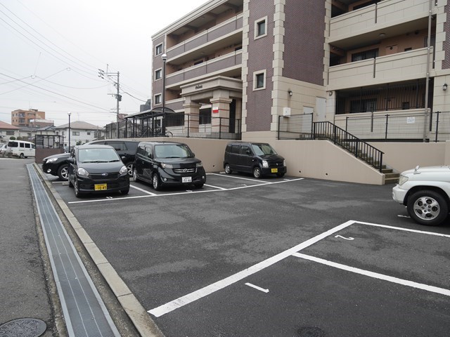 高峰ポロニア  その他