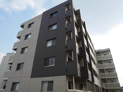 エルティアラ上富野   外観