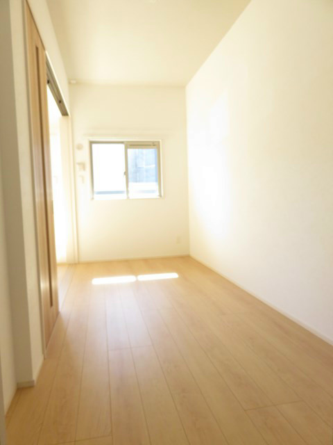 ADVANCE128 ベッドルーム