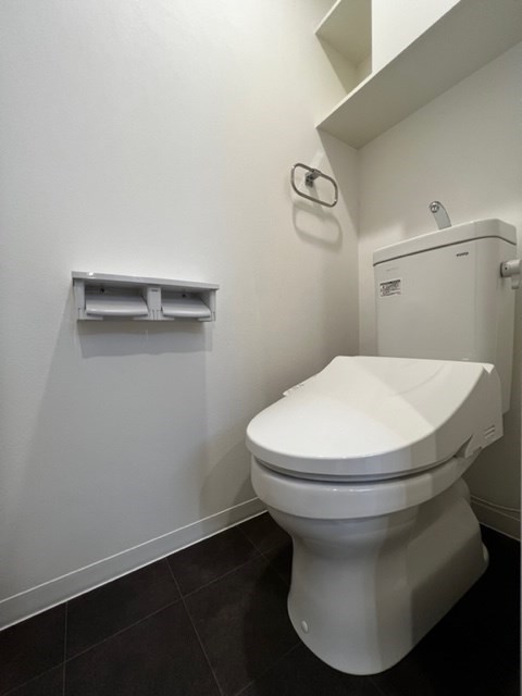 LEGEND紺屋町 トイレ