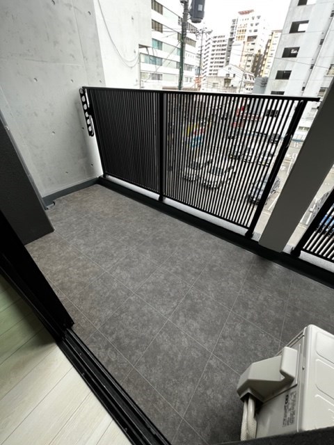 LEGEND紺屋町 ベランダ