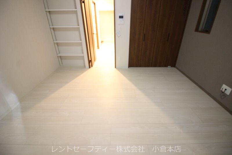 アースコートYｓシティ片野新町 リビング