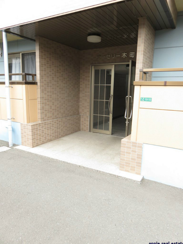 ナーセリー木町    エントランス