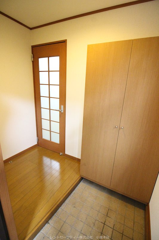ナーセリー木町    玄関
