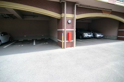 REZIA小倉 駐車場