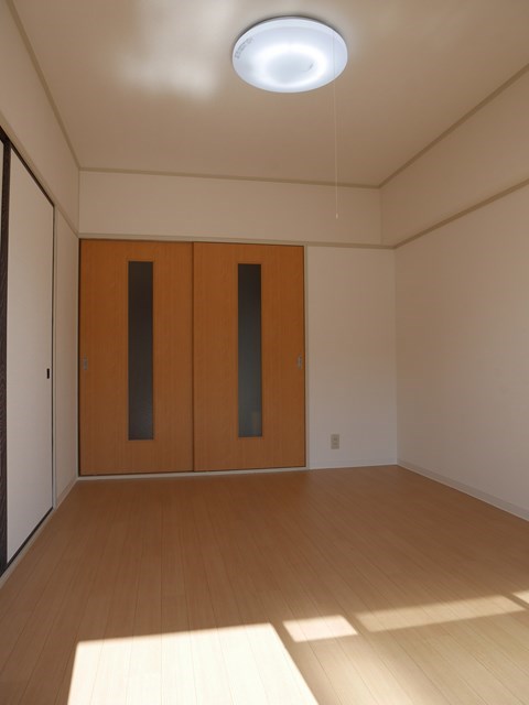 黄金ハイツ ベッドルーム