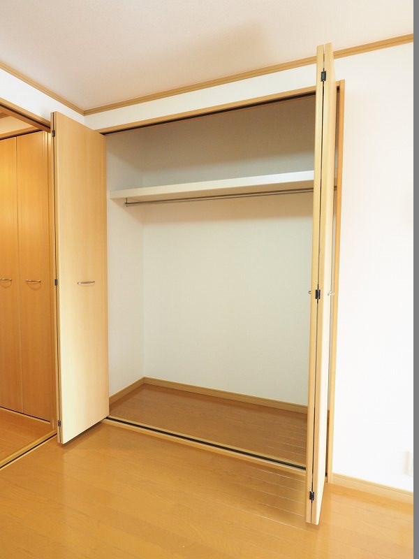 アーバンフォレスト片野  収納