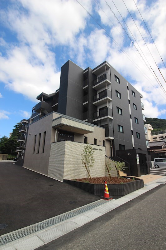 赤坂リプル   外観
