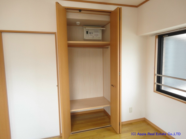 旦過タカヤコーポレーション  収納