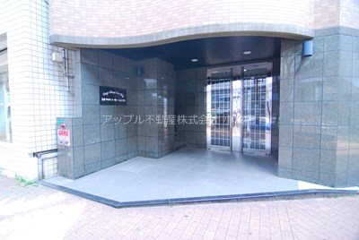 旦過タカヤコーポレーション  エントランス