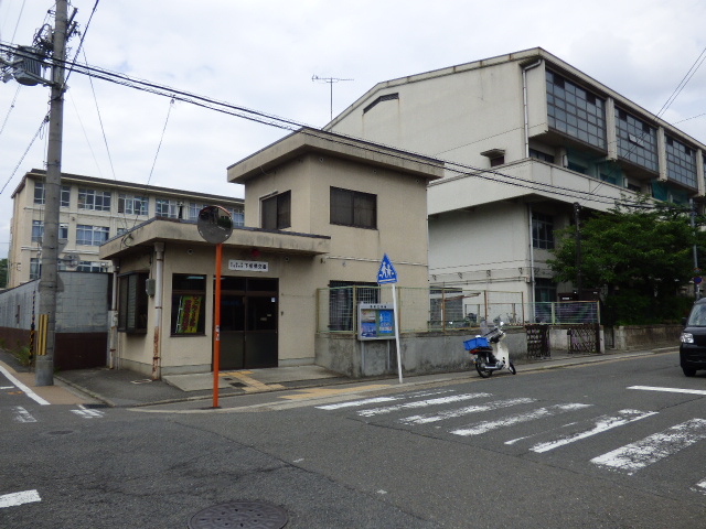 ヴィラパーシモン 警察署・交番