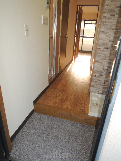 アルカサール成町 玄関