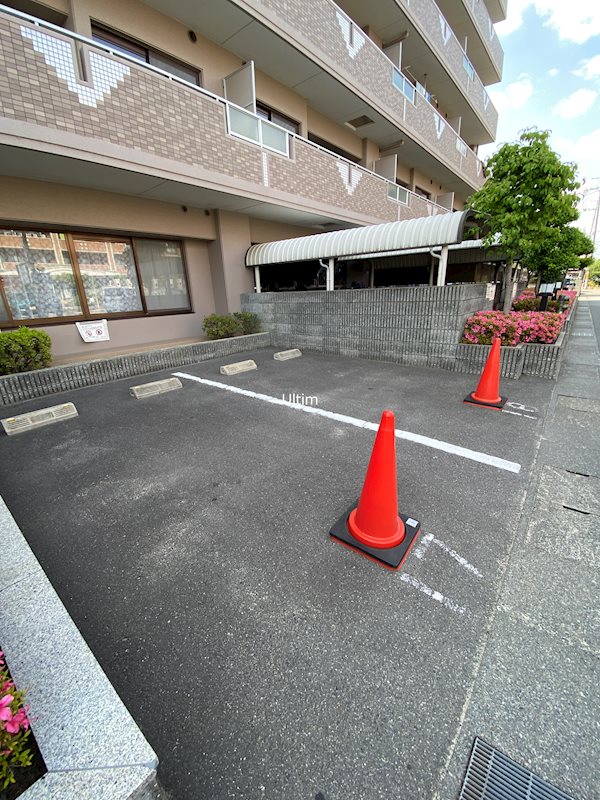 グランＫ’ｓ 駐車場