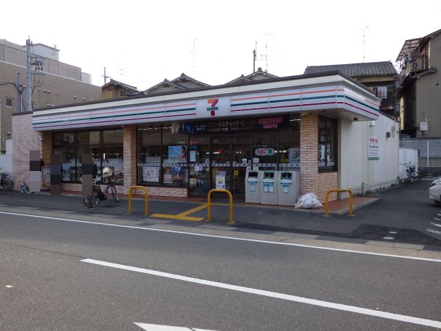 ラ・ボンボニエール コンビニ