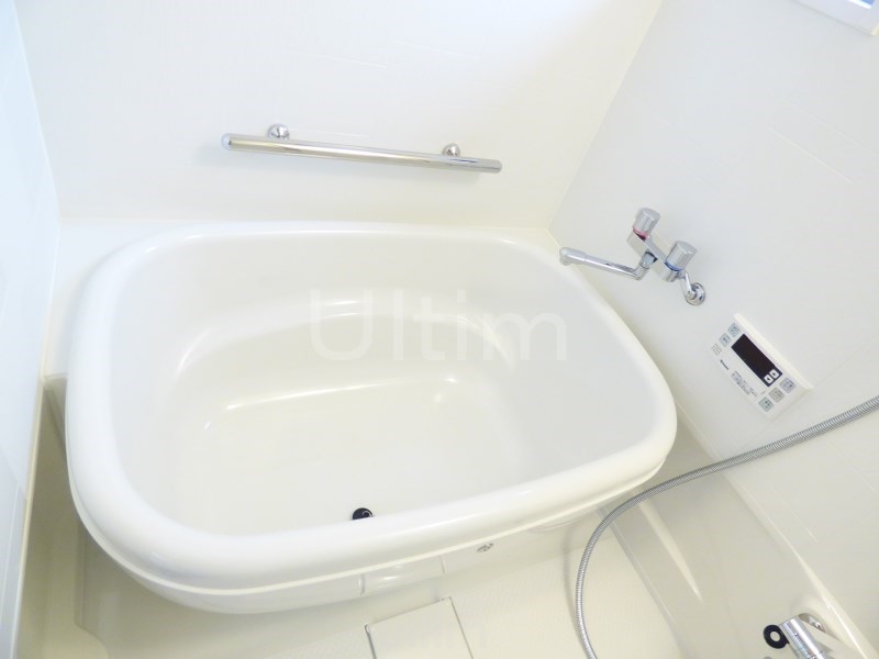 エバーグリーン六地蔵駅前 風呂画像