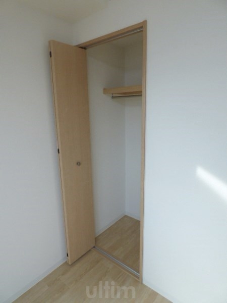 アヴニール京都墨染 収納