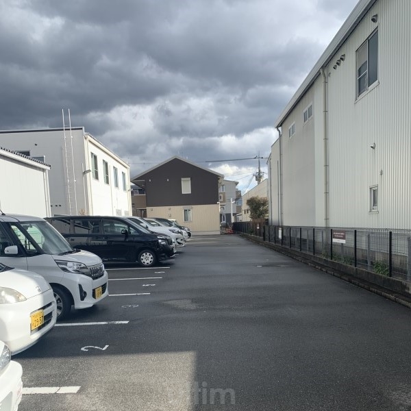 ル アンブル 駐車場