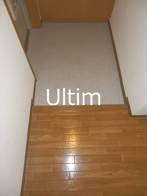 トーシンハイツ桃山 玄関