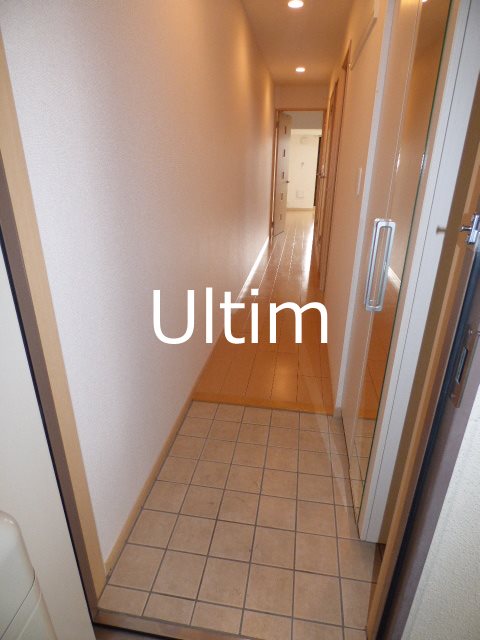 アクアパレス 玄関