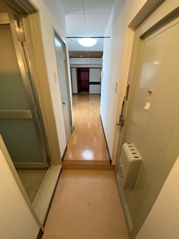 アサヒマンション 玄関