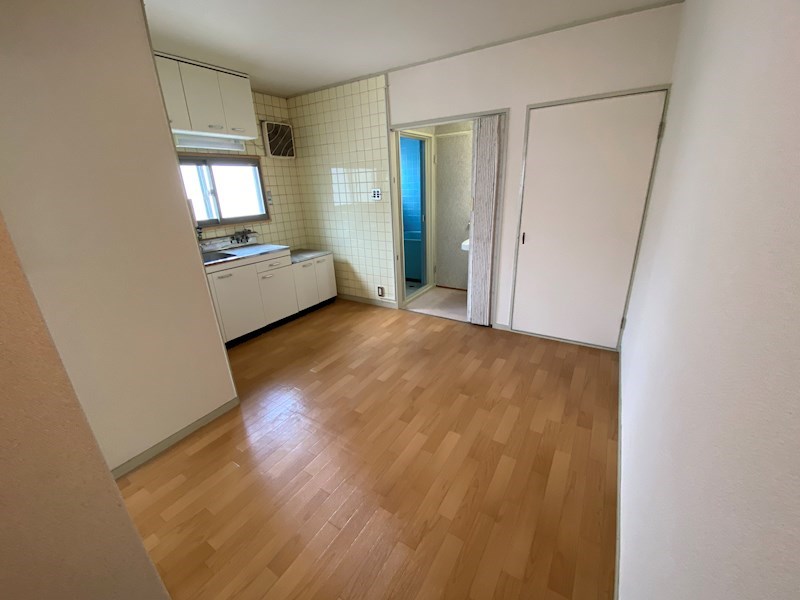 アサヒマンション リビング