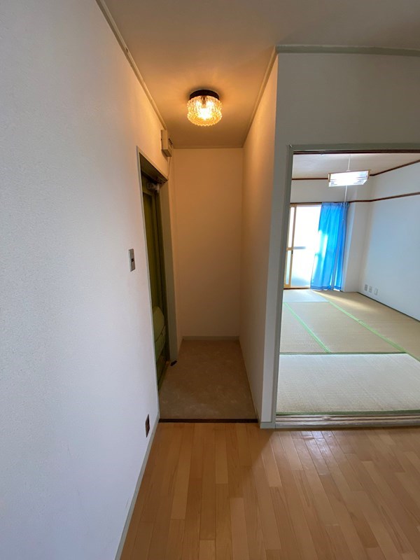 アサヒマンション 玄関