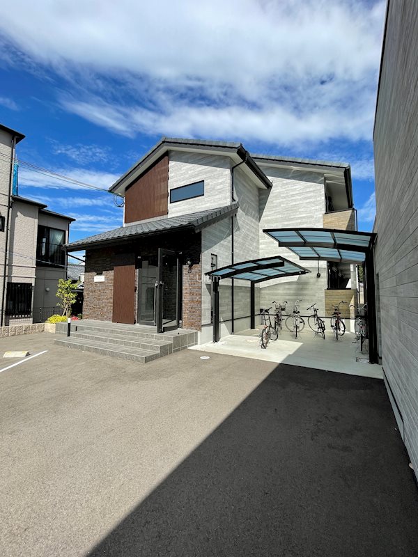 ＷＩＮＤ ＭＩＬＬ本町 外観